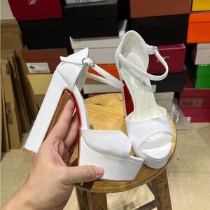 Christian LOUBOUTIN platforms 36